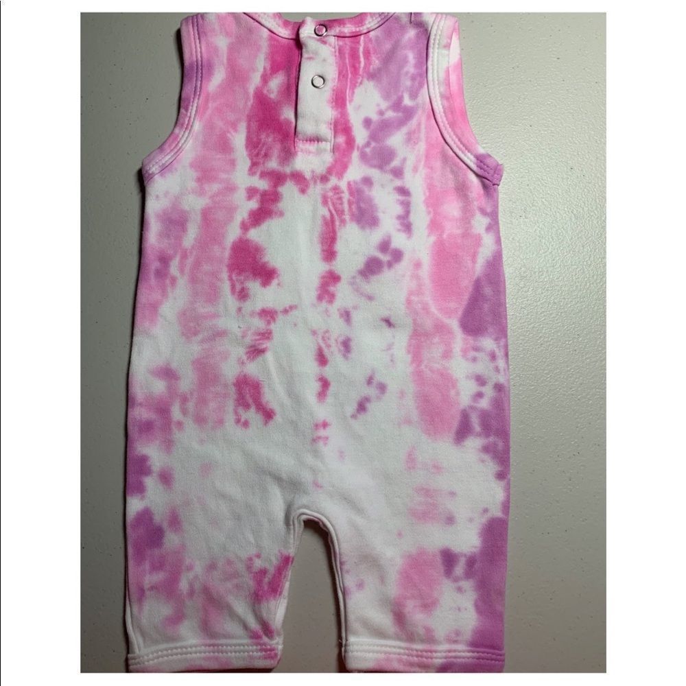 𝅺brand New- Hand dyed baby tank onesie🌸 - Picture 3 of 3